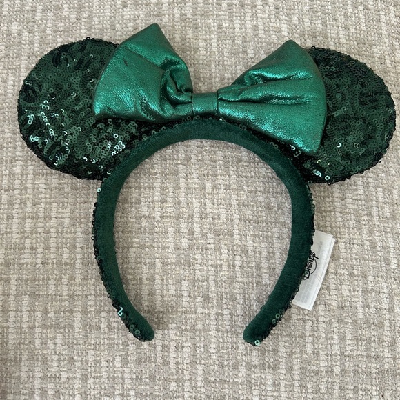 Minnie Mouse ears - Picture 1 of 2